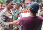 Polri salurkan bantuan dan evakuasi warga terdampak banjir di Bekasi dan Depok