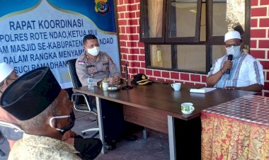 Bahas Bulan Suci Ramadhan Di Tengah Pandemi, Polres Rote Ndao Gelar Pertemuan Dengan MUI Dan Imam Mesjid SeKabupaten Rote Ndao