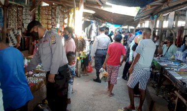 Dalam Giat Patroli, Polsek Rote Barat Daya Sosialisasikan New Normal