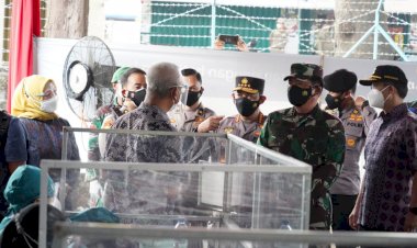 Tinjau Vaksinasi 1.300 Karyawan Tekstil, Kapolri Minta Tracing dan Testing Diperkuat