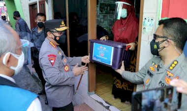 Kapolri Instruksikan Jajarannya Percepat Distribusi Bansos PPKM Darurat ke Warga