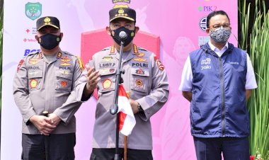 Kapolri Luncurkan Gerakan Vaksinasi Merdeka untuk Capai Target di Hari Kemerdekaan