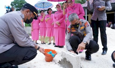 Lakukan Peletakan Batu Pertama Pembangunan Lapangan Tenis Polres Rote Ndao, Sebut Kapolda NTT untuk Bangun Kedekatan dengan Masyarakat