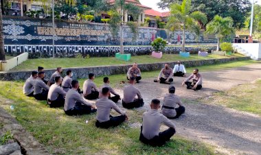 Kapolres Rote Ndao Berikan Arahan Kepada Polwan Dan Bintara Remaja