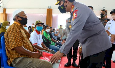 Tinjau Vaksinasi dan Lokasi Isoter, Kapolri Minta Forkopimda Babel Perkuat Pencegahan Lonjakan Covid-19