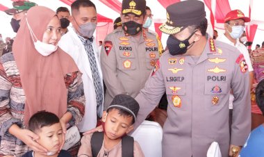 Tinjau Vaksinasi di NTB, Kapolri Minta Forkopimda Kendalikan Laju Covid-19 untuk Sukseskan Event Internasional