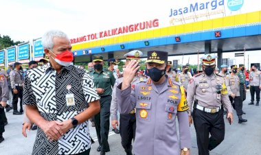 Tinjau Kalikangkung, Kapolri Imbau Pemudik Tak Paksakan Berkendara dalam Kondisi Lelah Demi Keselamatan