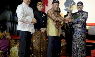Pagelaran Wayang Kulit, Kapolri: Pelestarian Budaya Hingga Dekat dengan Masyarakat