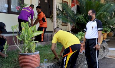 Jaga Kebersihan Mako, Personel Polres Rote Ndao Laksanakan Korvei