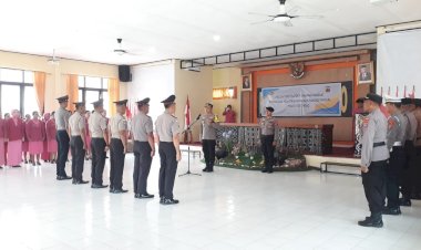 36 Personel Polres Rote Ndao Mendapat Kenaikan Pangkat Setingkat Lebih Tinggi