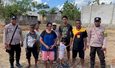 Sambil Patroli Sambang, Personel Polsek Rote Tengah Berikan Sosialisasi Bahaya TPPO