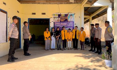 Personel Polsek Pantai Baru Sambangi Desa Ofalangga Antisipasi TPPO