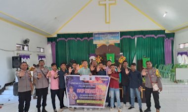 Gelar Operasi Bina Karuna, Kasat Binmas Polres Rote Ndao Sosialisasikan Bahaya Karhutlah Lewat Gereja