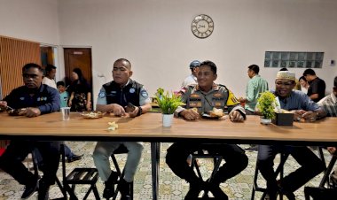 Silaturahmi Bersama Warga Papela, Kapolres Rote Ndao Ajak Cipta Kamtibmas Yang Aman dan Kondusif