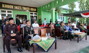 Puncak Perayaan HUT TNI ke-78 Tahun 2023, Kapolres Rote Ndao Hadiri Upacara Yang Digelar di Kodim 1627
