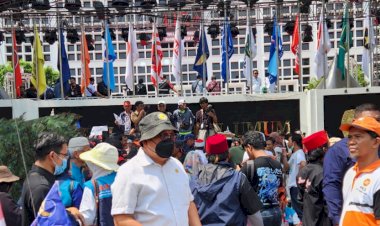 Kompolnas Awasi Langsung Pengamanan Pendaftaran Peserta Pemilu 2024 Hari Pertama