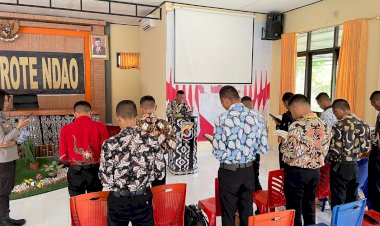 Melalui Bimbingan Rohani dan Mental, Bag SDM Polres Rote Ndao Bentuk Karakter Casis Yang Beriman