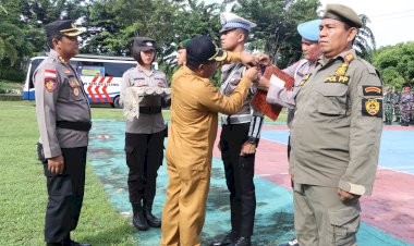 Pj. Bupati Pimpin Apel Gelar Pasukan Operasi Keselamatan Turangga 2024 di Mapolres Rote Ndao