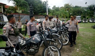 Siap Siaga Hadapi Kontijensi Bencana dan Kesiapan Pemilu, Kapolres Rote Ndao Cek Kendaraan Dinas