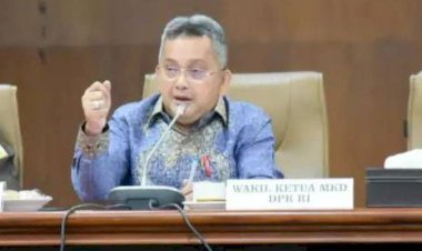 DPR Apresiasi Jenderal Sigit Atas Penghargaan Bagi Satrio