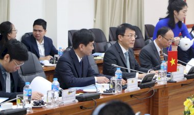 INDONESIA-VIETNAM Sepakat Kejar Buronan Kedua Negara