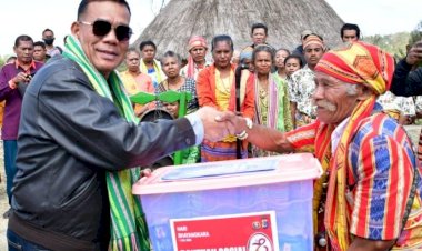 Sambut Hari Bhayangkara ke 78 Kapolda NTT Gelar Touring Motor Dan Penyaluran Bansos Di TTS