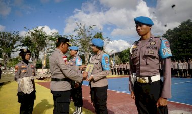 Terbukti Melanggar Kode Etik Profesi Polri, Salah Seorang Personel Polres Rote Ndao Diberhentikan Tidak Dengan Hormat
