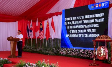 Polri Gelar Kejuaraan Internasional Open Indoor Skydiving Kapolri Cup 2024