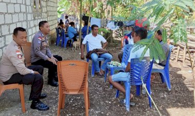 Bhabinkamtibmas Lakukan Sambang Dan Patroli Dialogis Di Dusun Oetaka
