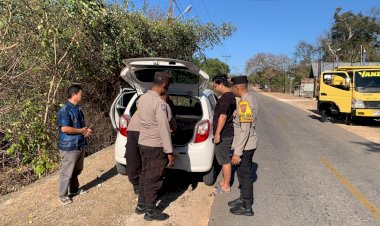 Dipimpin Kapolsek, Operasi Pekat Turangga 2024 Polsek Rote Tengah Berhasil Mengamankan 5 Liter Sopi