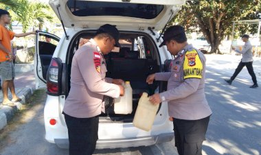 Kapolsek Lobalain Dan Anggota,Razia  Toko Dan Kendaraan Dalam Rangka Operasi Pekat Turangga 2024