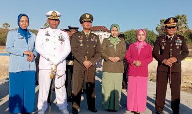 Peringati Hari Kemerdekaan RI Ke-79, Kapolres Rote Ndao Hadiri Upacara Tabur Bunga