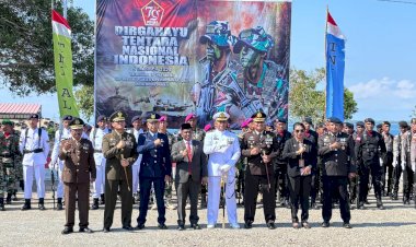 Hadiri Upacara HUT TNI Ke - 79, Kapolres Rote Ndao Berharap Sinergi TNI Polri Lebih Meningkat Lagi