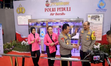 Kapolri Resmikan Pembangunan Sumur Bor dan Filtrasi Air Bersih Layak Minum Di Wilayah Kalimantan Barat