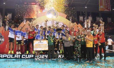Kapolri Tutup Langsung Turnamen Bola Voli Sekaligus Resmikan Pembangunan Sumur Bor Dan Filtrasi Air Bersih Layak Minum Di Kalimantan Barat