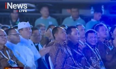 Natal Berjalan Aman, Presiden Prabowo : Terima Kasih Kapolri-Panglima TNI Telah Bekerja Keras