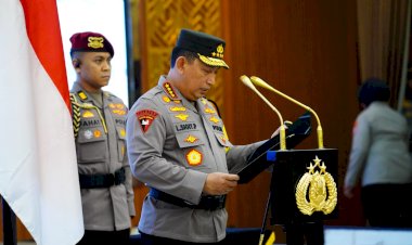 Kapolri Pimpin Upacara Kenaikan Pangkat untuk 10.548 Perwira Polri