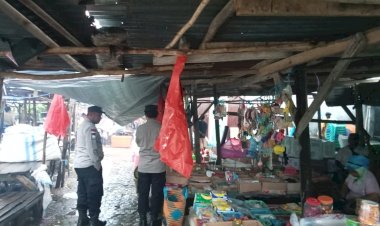 Patroli Preventif  Personel Polsek RBL Di Pasar Inpres Busalangga
