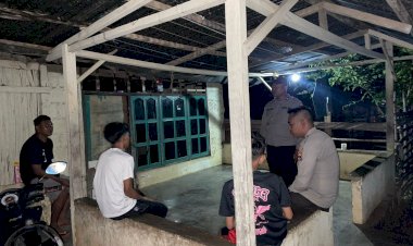 Kapolsek Rote Tengah  : K2YD Polsek Rote Tengah Pada Malam Hari Untuk Jamin Keamanan Warga