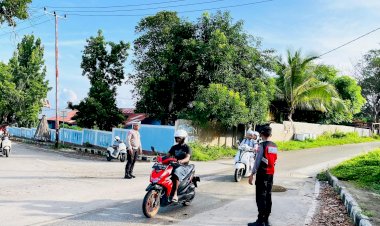 Tekan Angka Laka Lantas Personel Polres Rote Ndao Lakukan Pengamanan Pada Jam Sibuk