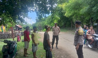 Patroli Dialogis Personel Polsek Rote Barat Daya Untuk Jaga Kamtibmas Tetap Kondusif