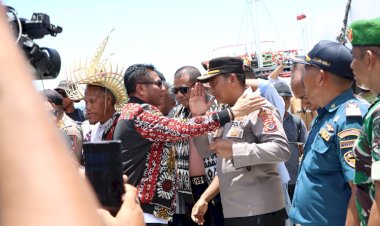 Kapolres Rote Ndao Pimpin Langsung Pengamanan Kedatangan Bupati Dan Wakil Bupati Terpilih