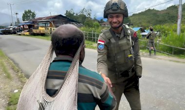 Patroli Rutin, Personel Ops Damai Cartenz-2025 Pastikan Oksibil Aman