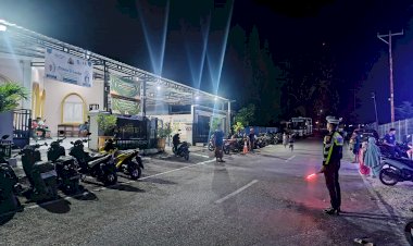 Pengamanan Sholat Tarawih Pada Sejumlah Mesjid Di Wilayah Hukum Polres Rote Ndao