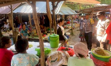 Edukasi Pembinaan Kamtibmas Dan Pengamanan Kegiatan Masyarakat Oleh Personel Polsek Rote Barat Daya