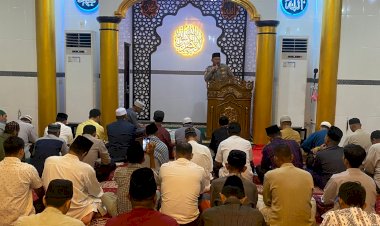 Kapolres Rote Ndao Melaksanakan Kultum Bersama Jemaah Al Ikhwan Baa