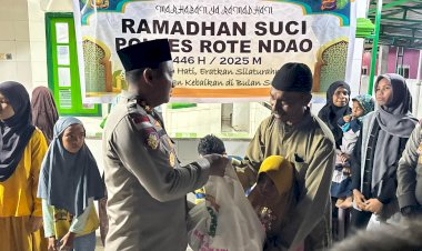 Kapolres Rote Ndao : Bantuan Sosial Bagi Warga Wujud Kepedulian Bagi Sesama Selama Ramadhan