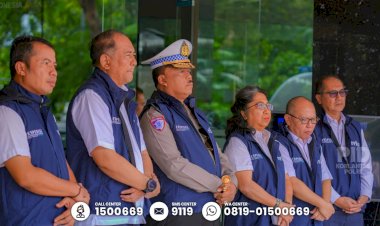 Kakorlantas Polri Melepas Tim Ekspedisi Mudik RRI 2025