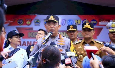 Tinjau Kalikangkung, Kapolri Tegaskan Rekayasa Lalin Efektif Bikin Arus Mudik Lancar