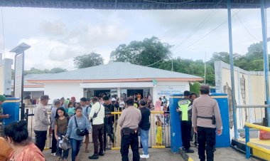 Polsek Pantai Baru Laksanakan Pengamanan di Pelabuhan ASDP Untuk Ciptakan Situasi Kondusif